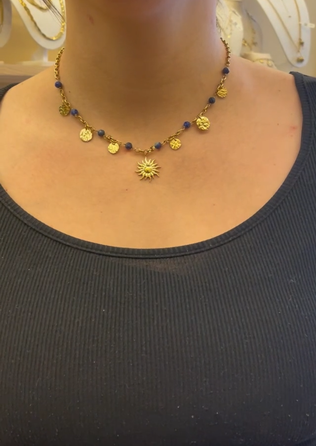 Collier Solaire Palm - Éclat doré & Énergie positive
