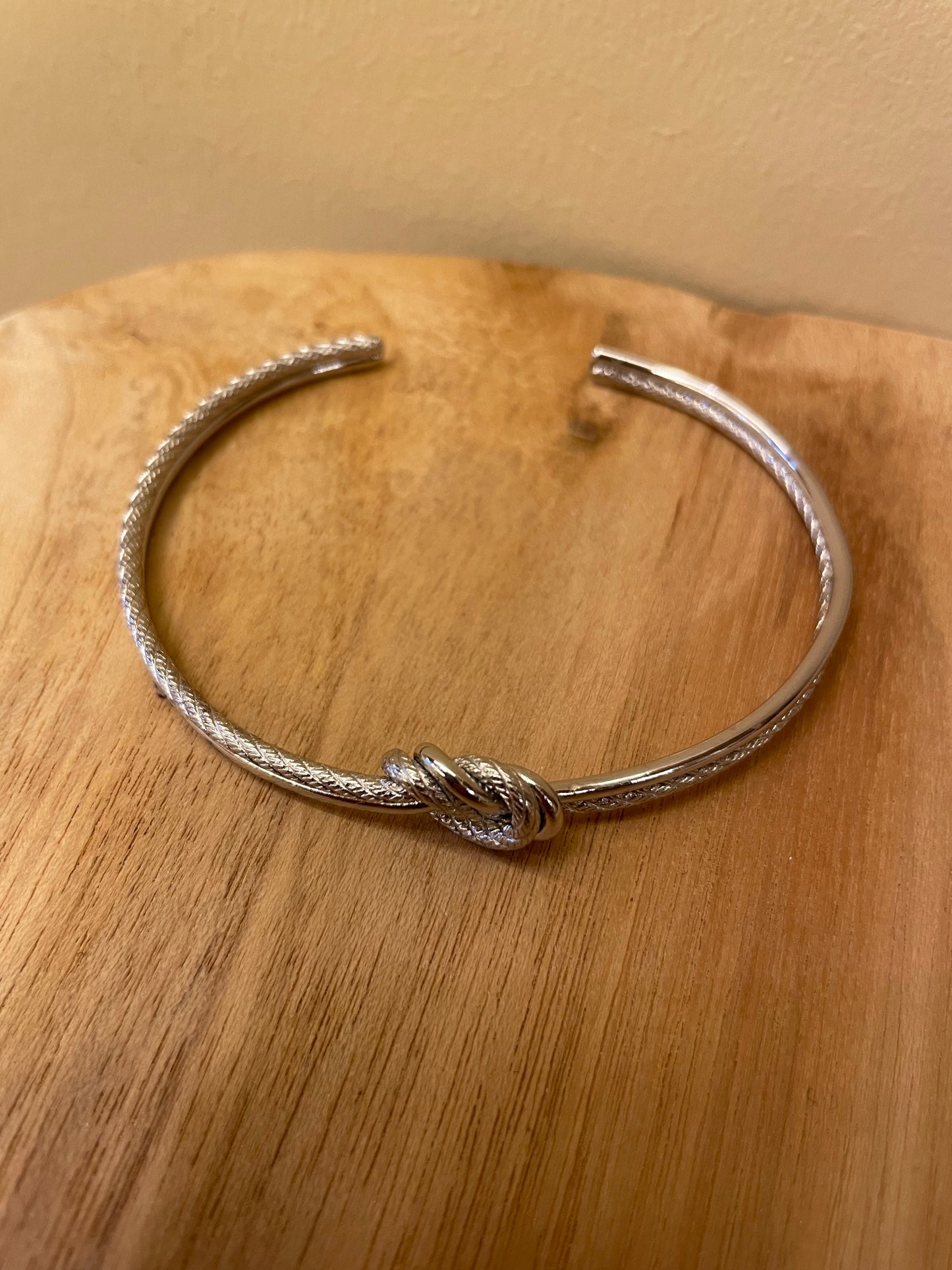 Bracelet Lien Éternel Marin- Symbole d'Amour et de Connexion