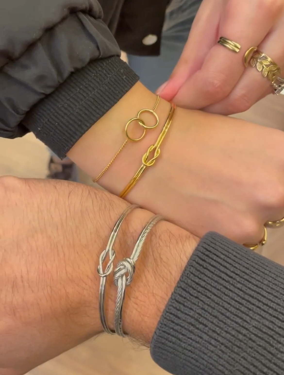 Bracelet Lien Éternel Marin- Symbole d'Amour et de Connexion
